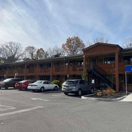 Surestay Plus By Best Western Woodbury Inn Extérieur photo
