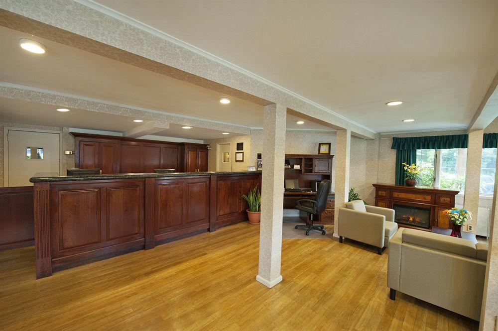 Surestay Plus By Best Western Woodbury Inn Intérieur photo