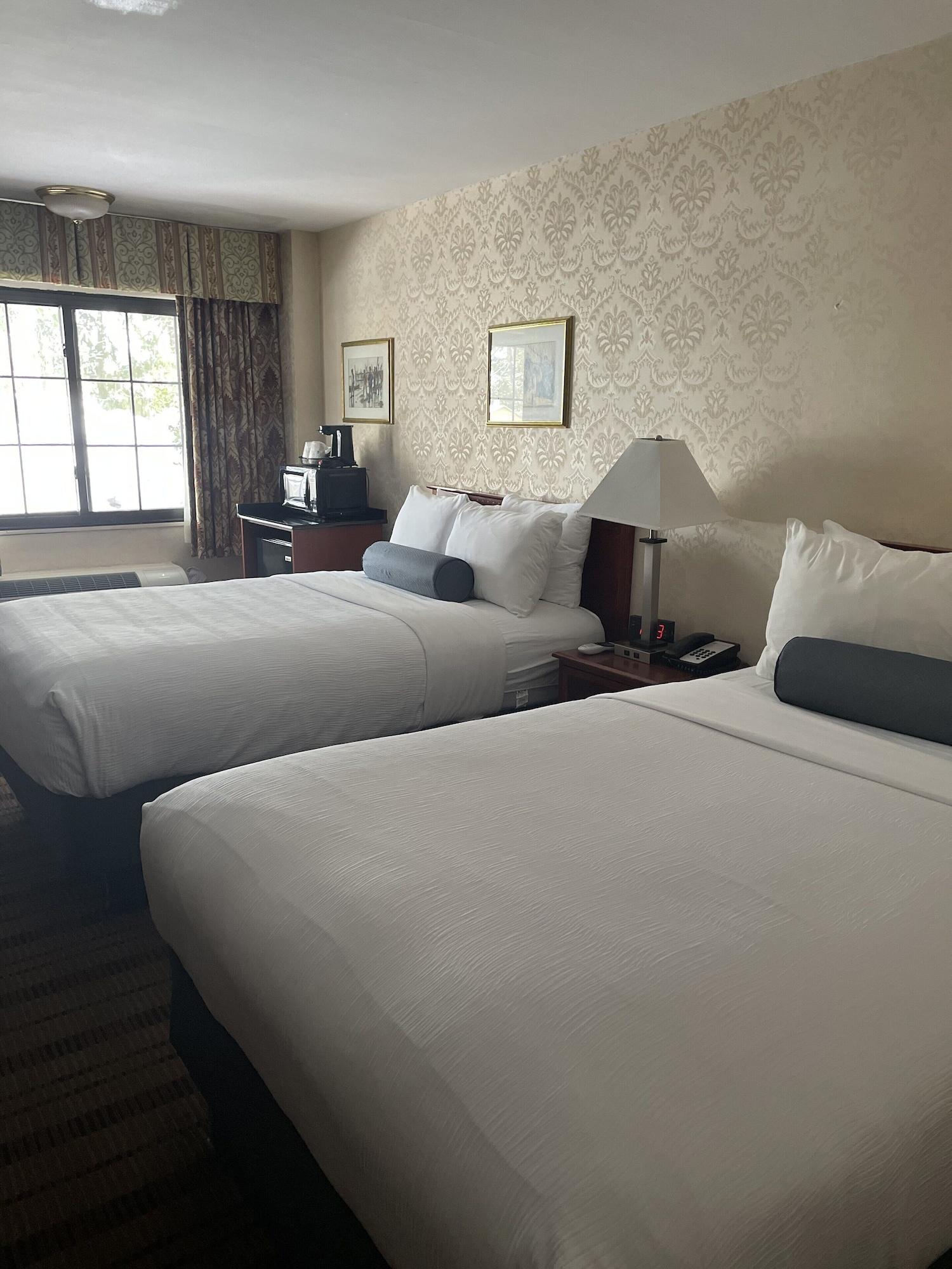 Surestay Plus By Best Western Woodbury Inn Extérieur photo