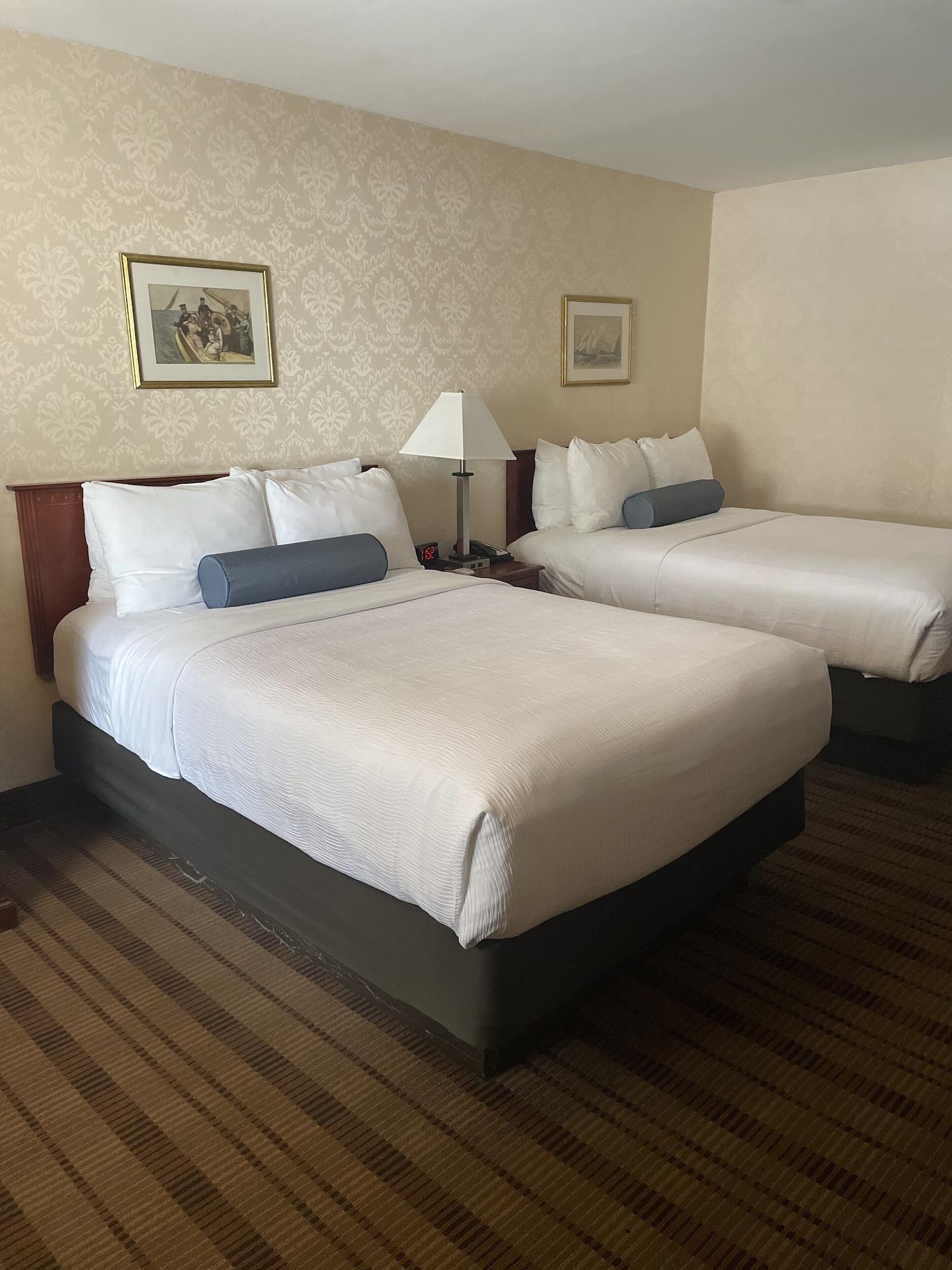 Surestay Plus By Best Western Woodbury Inn Extérieur photo
