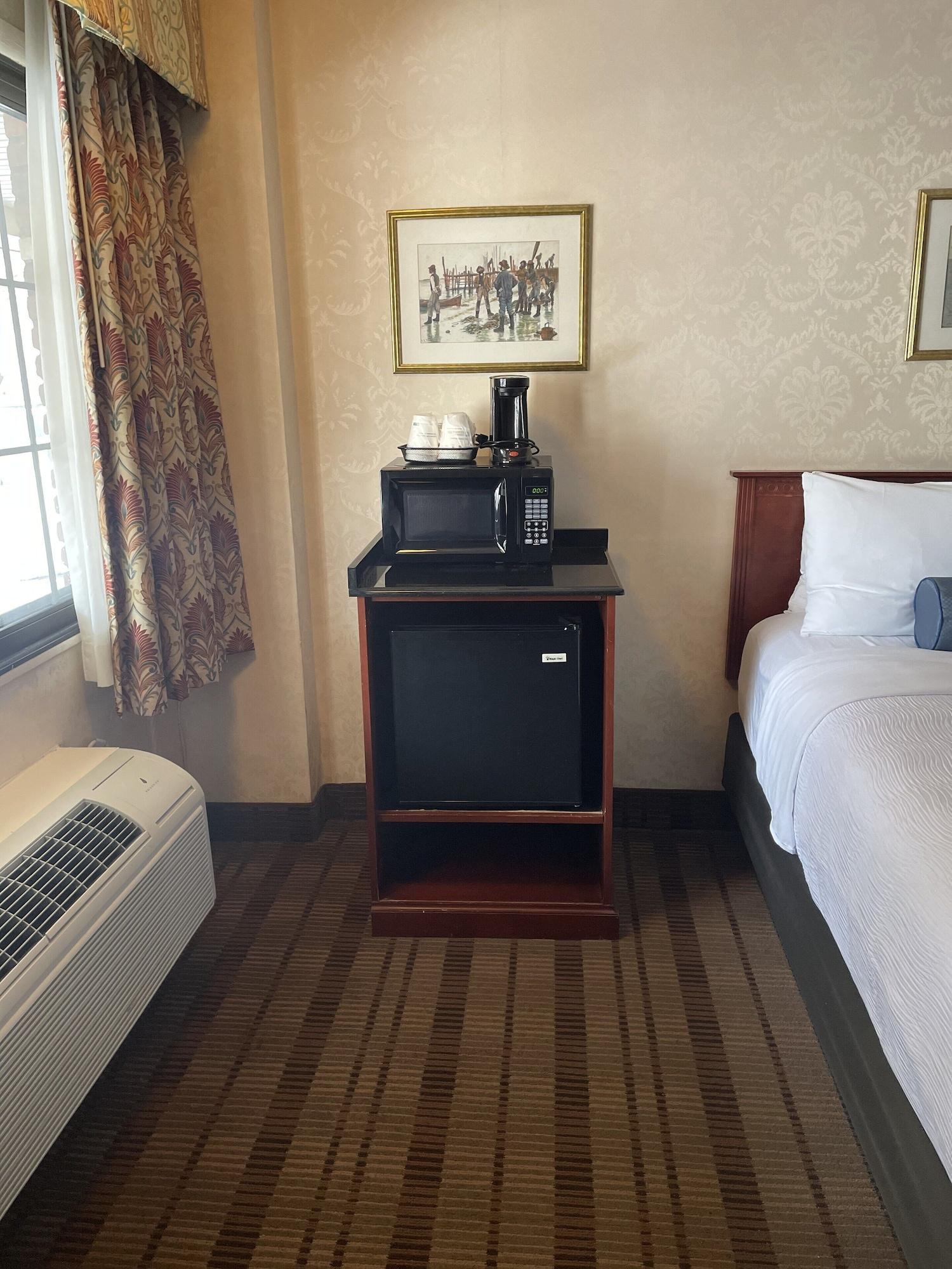 Surestay Plus By Best Western Woodbury Inn Extérieur photo