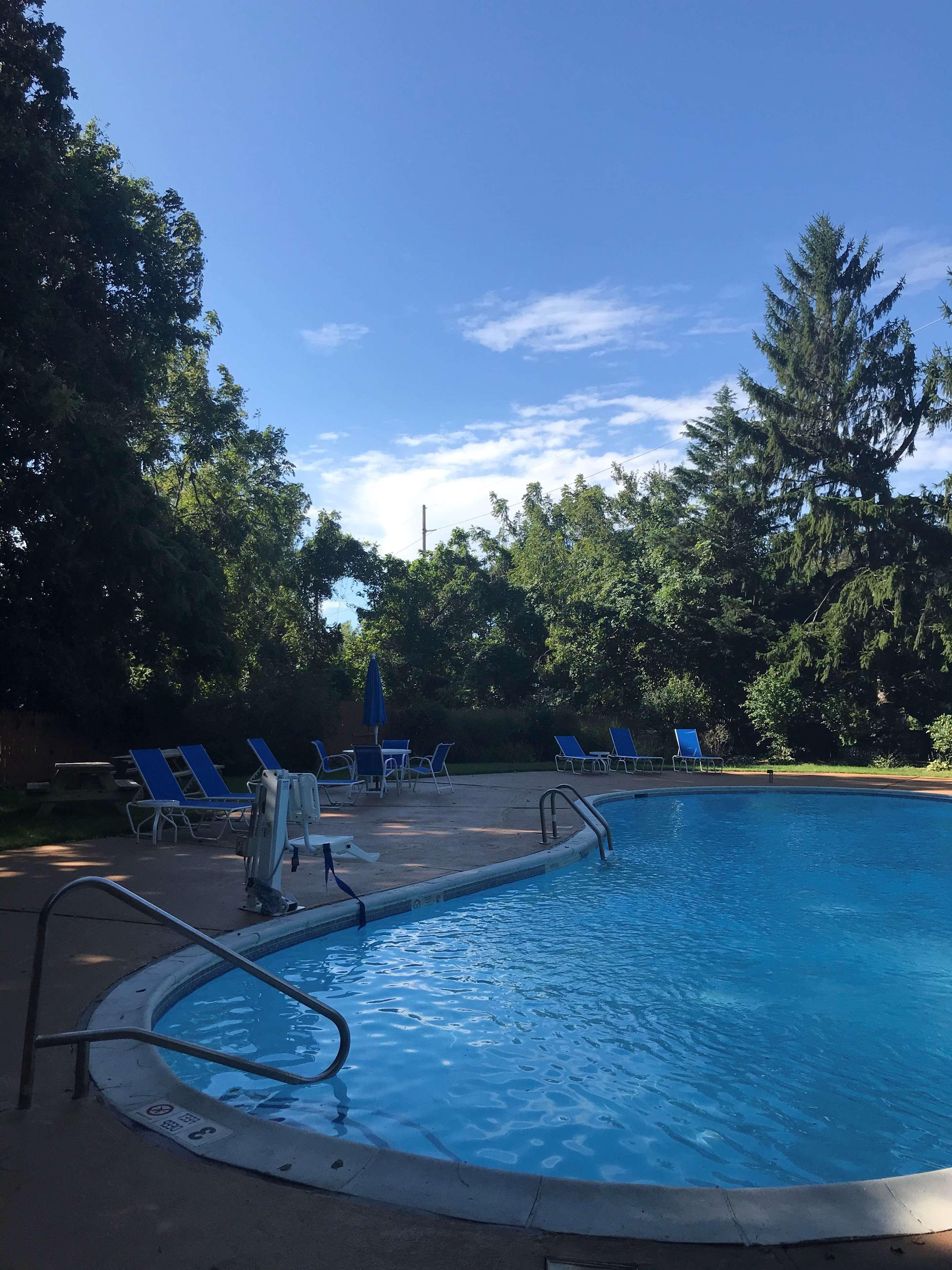 Surestay Plus By Best Western Woodbury Inn Extérieur photo