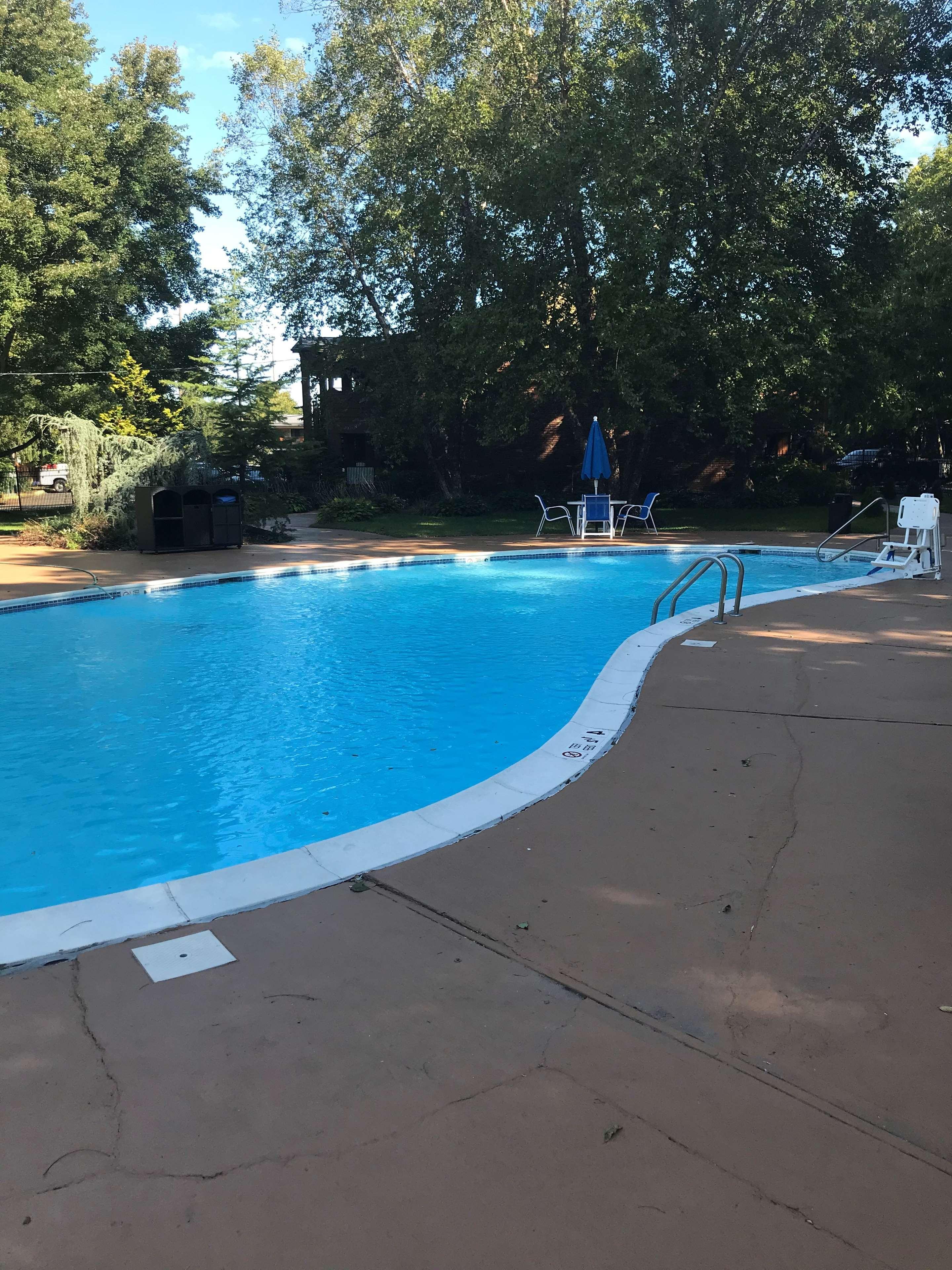 Surestay Plus By Best Western Woodbury Inn Extérieur photo
