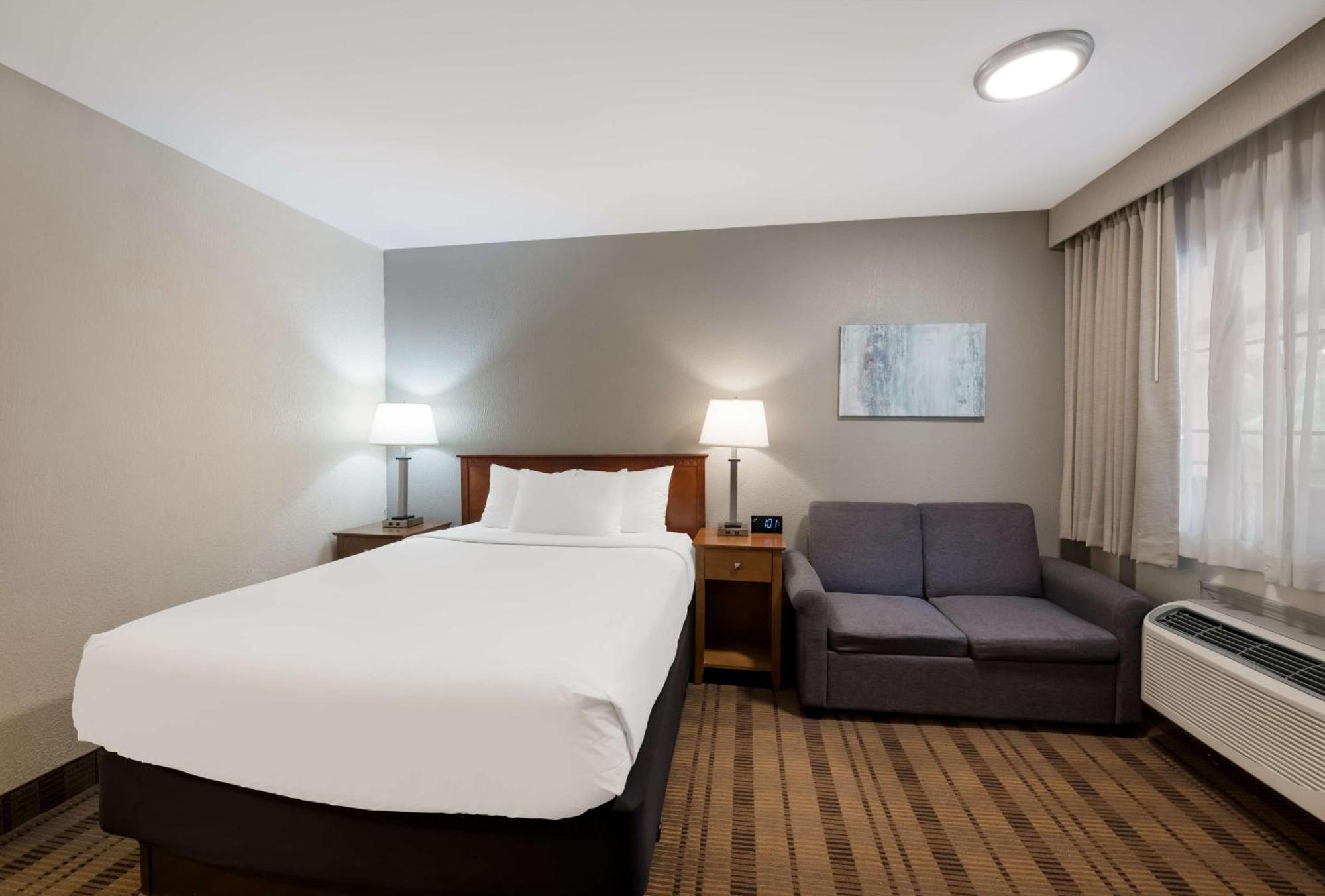 Surestay Plus By Best Western Woodbury Inn Extérieur photo