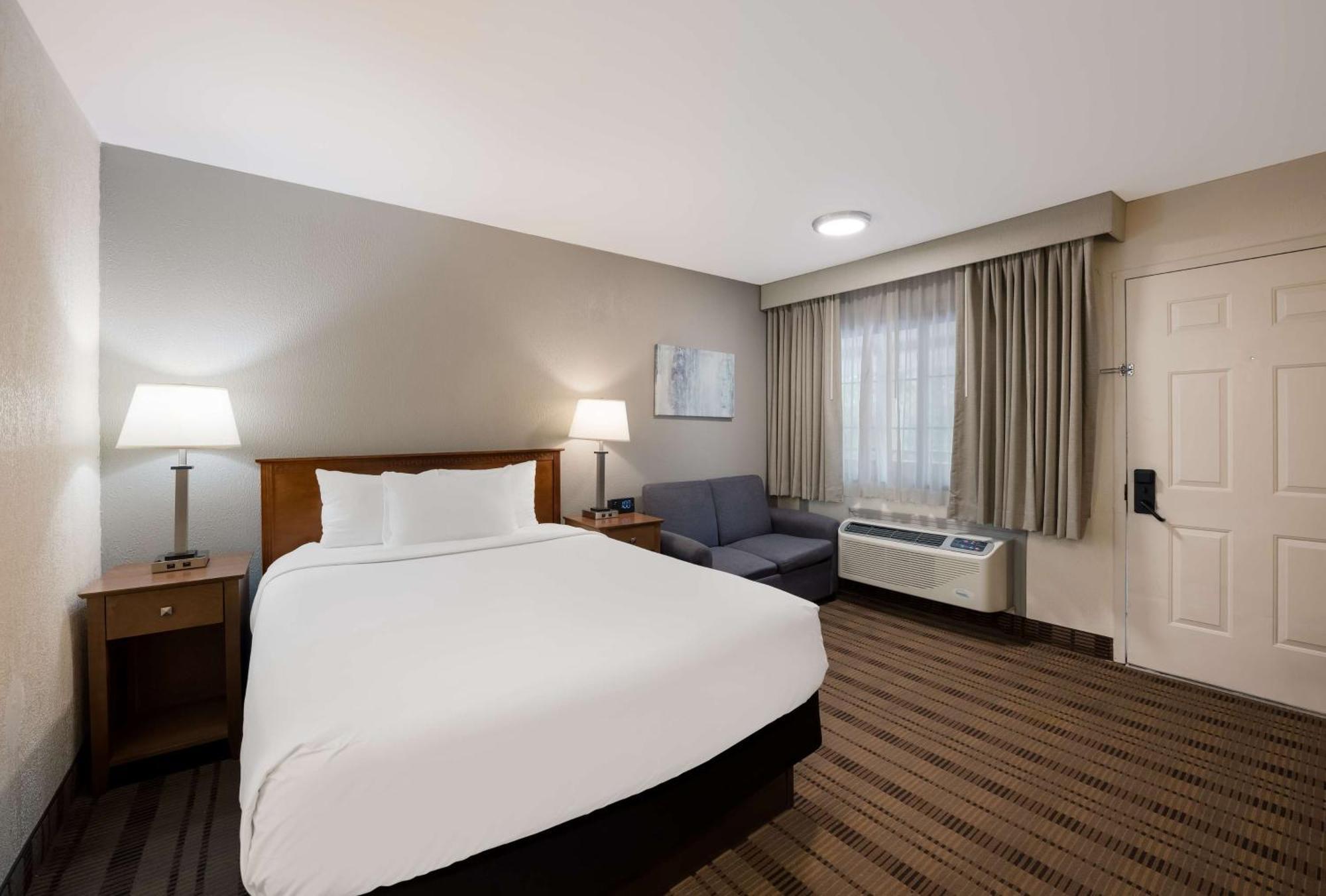 Surestay Plus By Best Western Woodbury Inn Extérieur photo