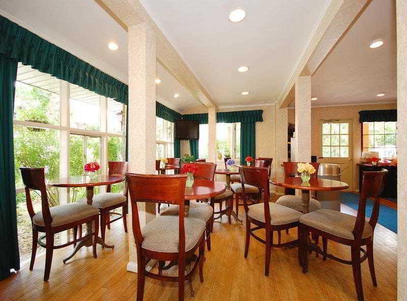 Surestay Plus By Best Western Woodbury Inn Extérieur photo