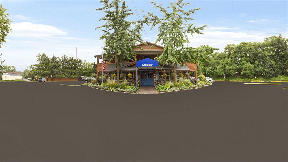 Surestay Plus By Best Western Woodbury Inn Extérieur photo